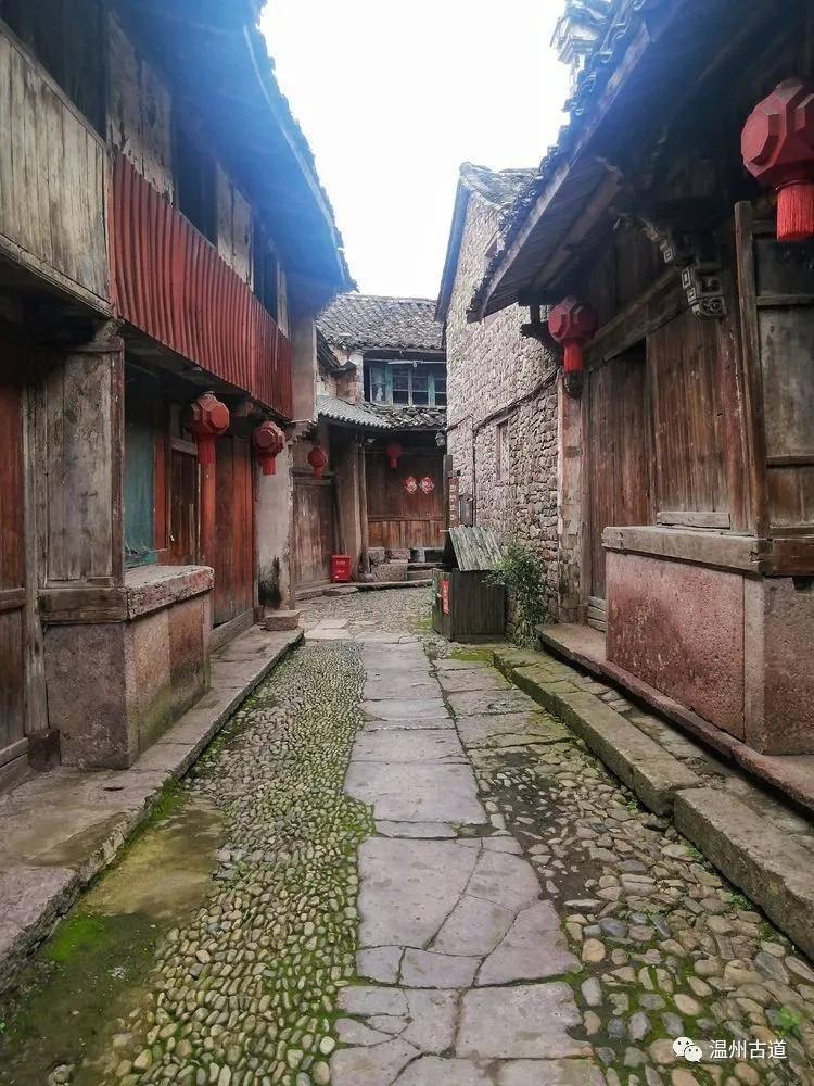 小型的足球赛